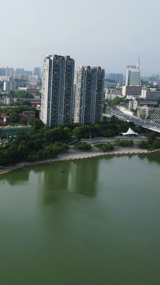 航拍湖南益阳资江风光带 