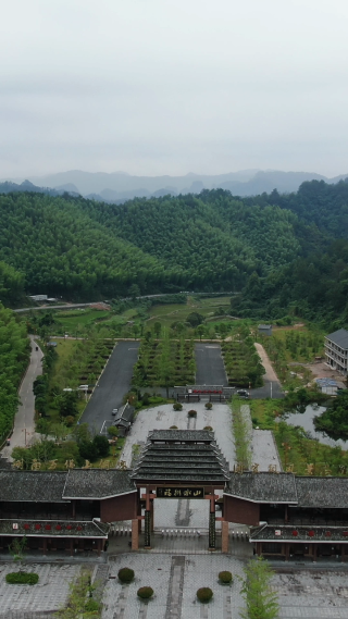 湖南通道万佛山4A景区游客中心 