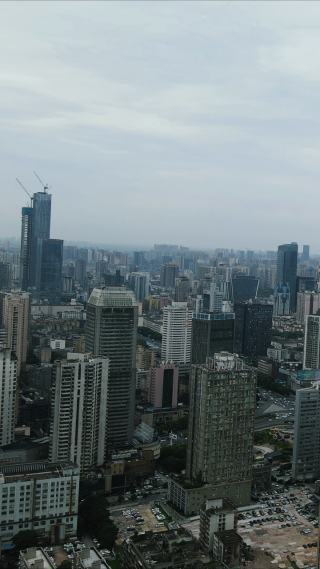 湖南长沙城市风光五一商圈竖屏航拍