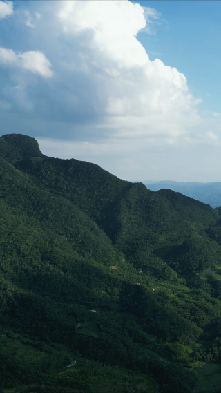 祖国壮丽雄伟山川竖屏航拍