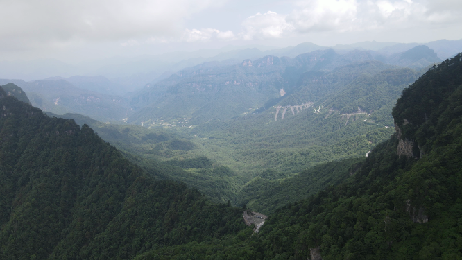 祖国大好河山湖北神农架5A天燕景区