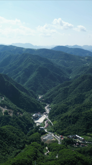 自然风光大自然崇山峻岭竖屏航拍 