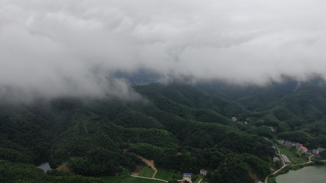 自然风光山间雨后云雾缭绕航拍