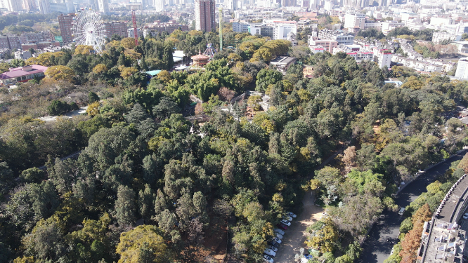 航拍云南昆明城市建设