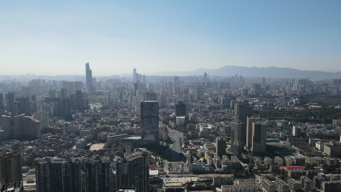 航拍云南昆明城市建设