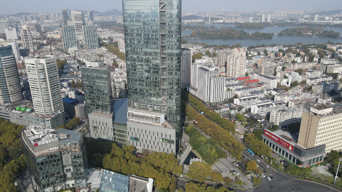 航拍南京紫峰大厦地标