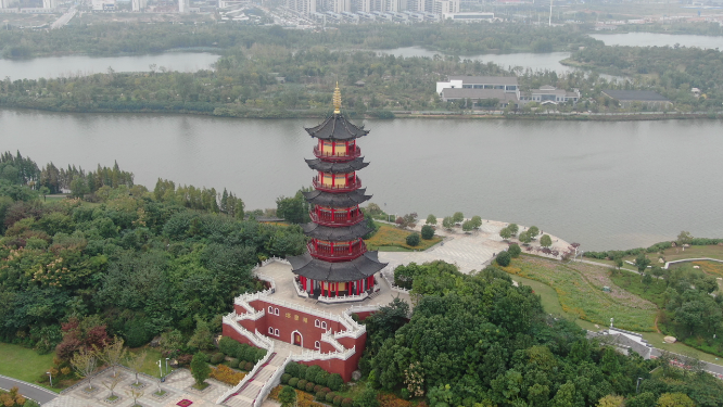 航拍南昌象湖公园万寿塔