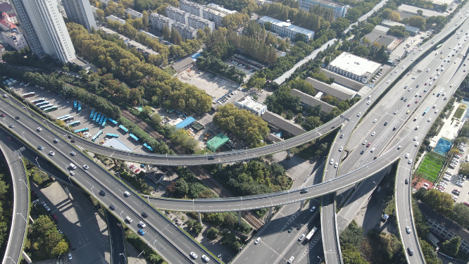 航拍江苏南京双桥门高架桥交通