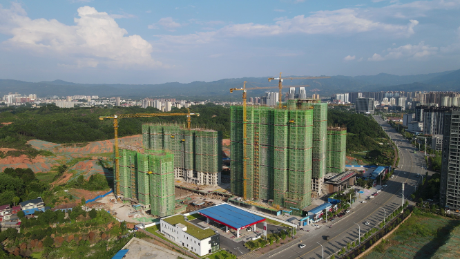 航拍城市房地产施工工地
