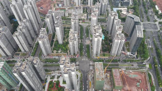航拍城市高楼住宅小区