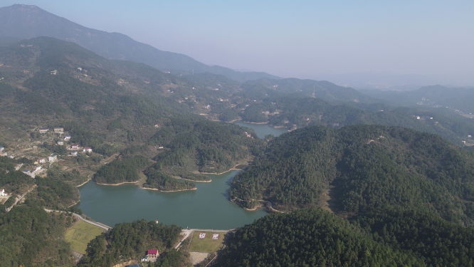 航拍大山水库南岳衡山