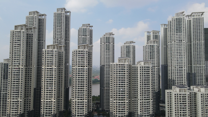 航拍密集高楼商业住宅小区