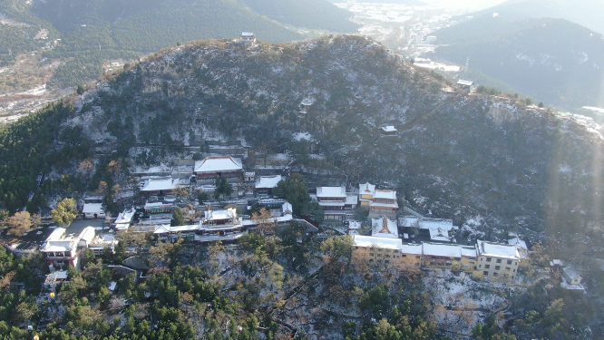 航拍山东济南千佛山4A景区冬天雪景
