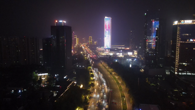 航拍山东济南经十路夜景交通灯光