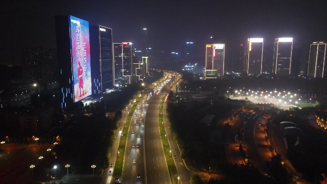 航拍山东济南经十路夜景交通灯光