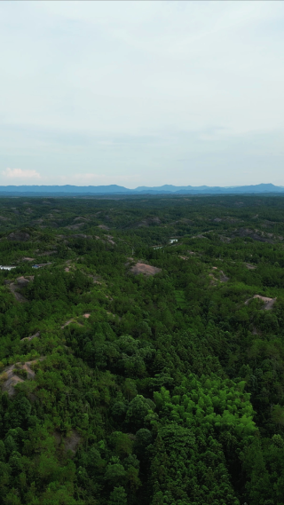 航拍山川丘陵丹霞地貌竖屏 