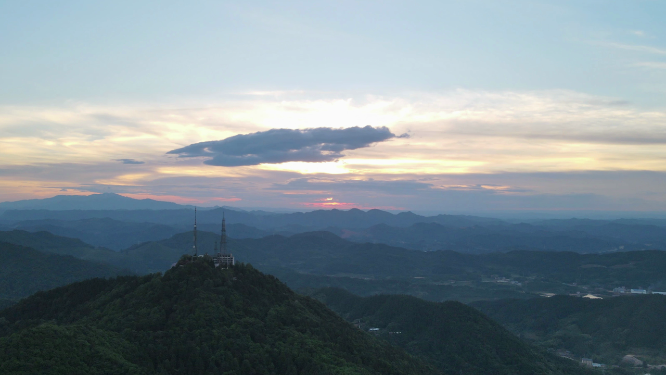 航拍山川日落晚霞夕阳