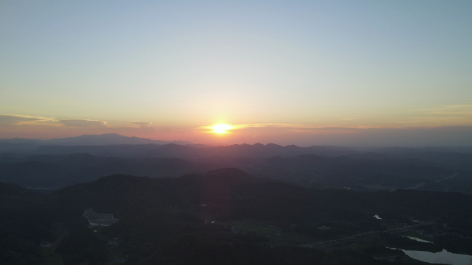 航拍山川晚霞日落