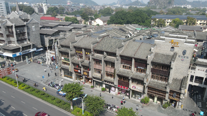 航拍广西桂林东西巷