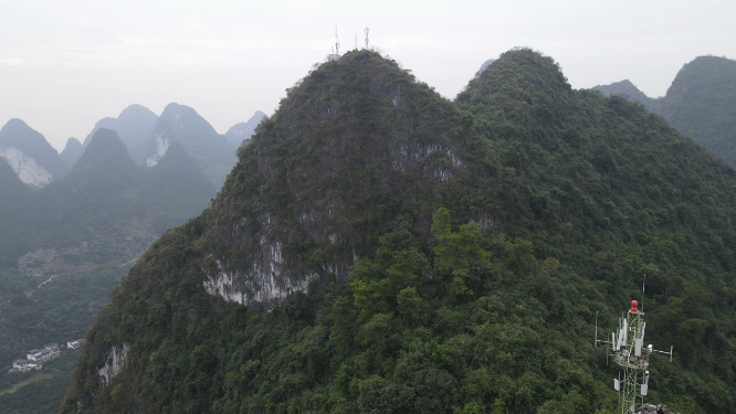 航拍广西桂林哈斯特山川地貌风景奇山