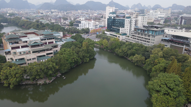 航拍广西桂林山水风光漓江
