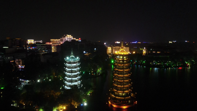 航拍广西桂林日月双塔夜景 
