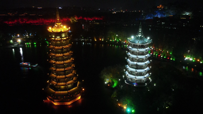 航拍广西桂林日月双塔夜景 