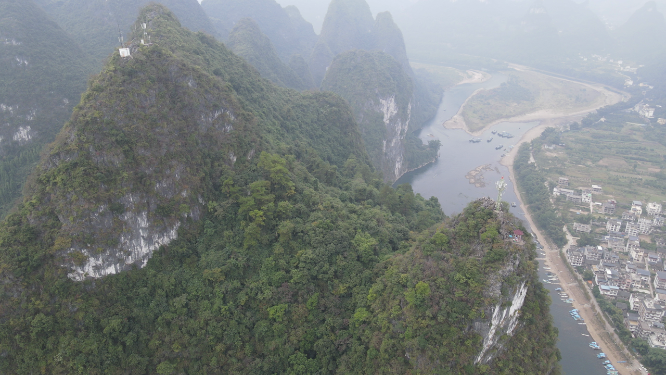 航拍广西桂林漓江弯风景