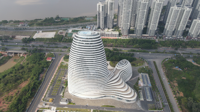 航拍广西融媒体中心大楼地标建筑