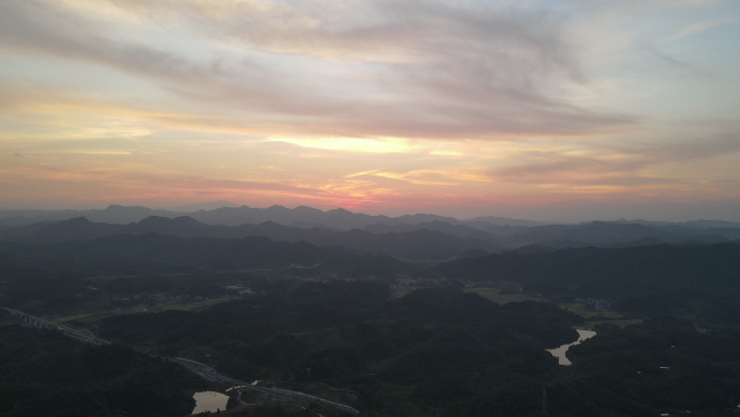 航拍日落晚霞火烧云