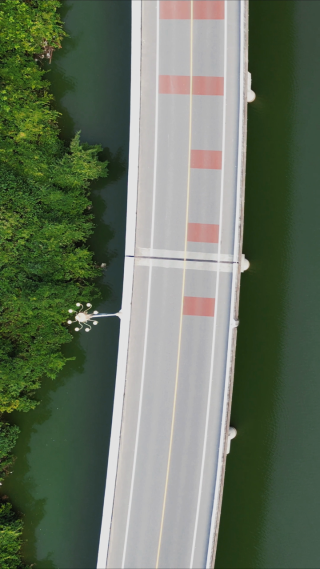 航拍最美水上公路古昭公路