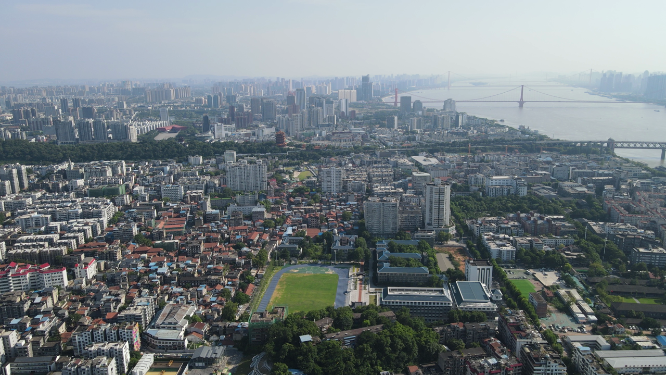 航拍武汉城市建设高楼大厦