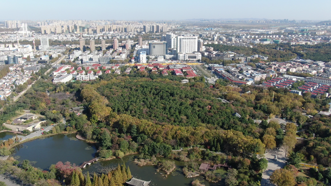 航拍江苏徐州彭祖园4A景区