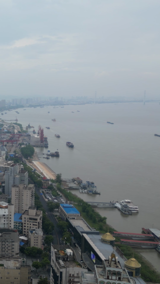 航拍江西九江城市建设