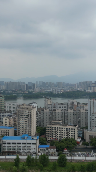 航拍江西九江城市风光甘棠湖