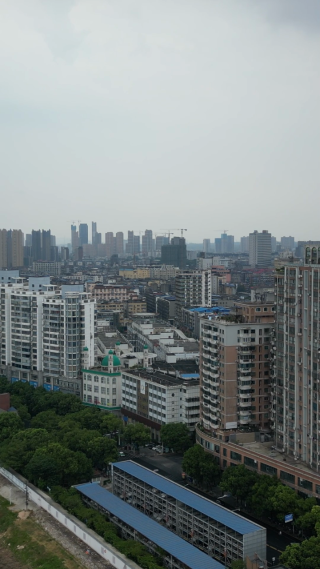航拍江西九江滨江路沿江风光带