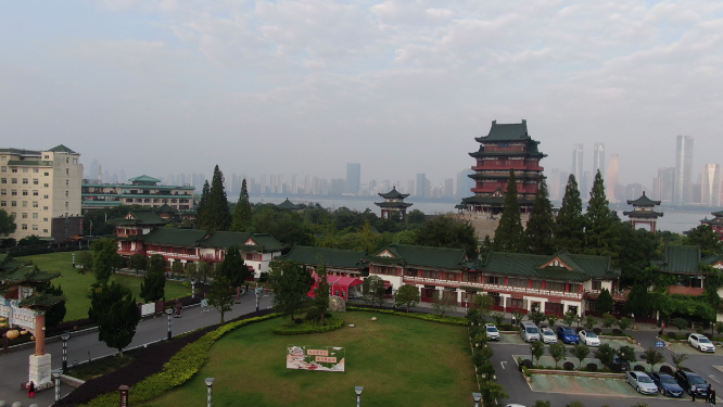 航拍江西南昌滕王阁5A景区