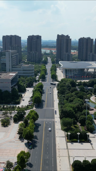 航拍江西吉安城市大道