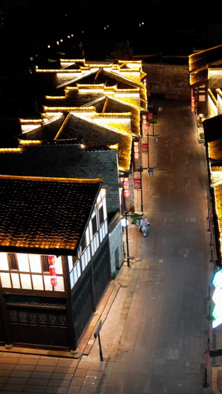 航拍江西抚州文昌里历史文化街区夜景