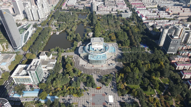 航拍河北石家庄人民公园人民大会堂 