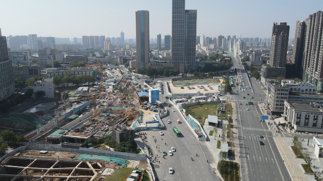 航拍河南郑州二七广场商业圈