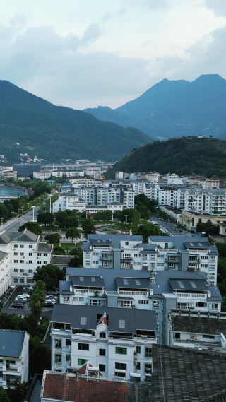 航拍湖北宜昌兴山县风光