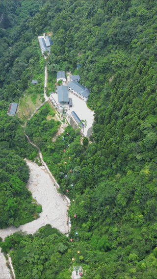航拍湖北宜昌峡口风景区