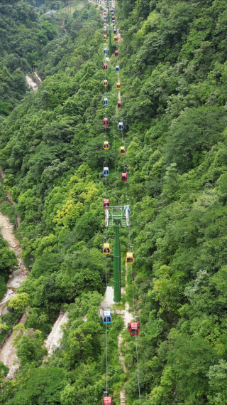 航拍湖北宜昌峡口风景区