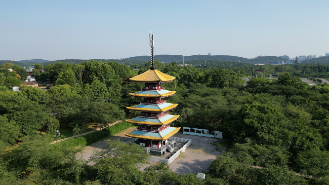 湖北武汉东湖珞珈山航拍