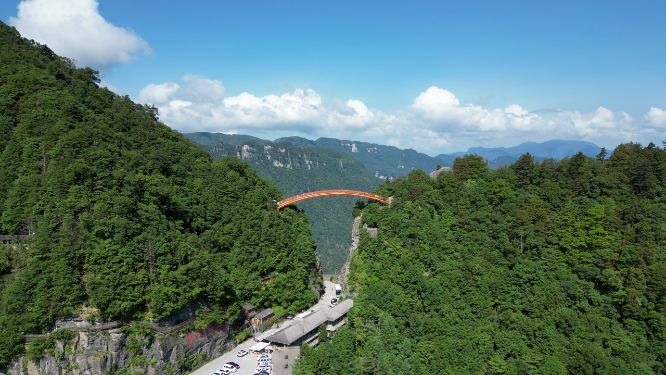 航拍湖北神农架5A景区彩虹桥