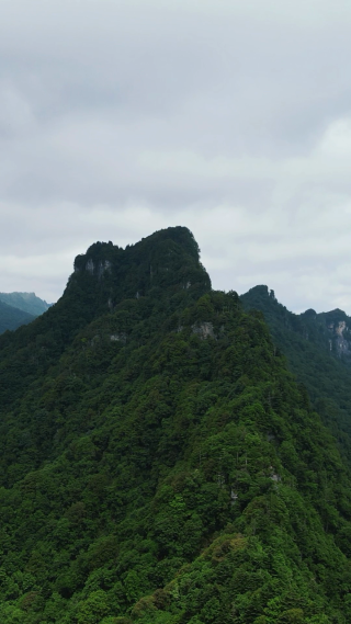 航拍湖北神农架天燕景区4A景区  