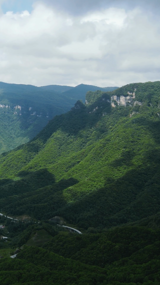 航拍湖北神农架天燕景区4A景区  