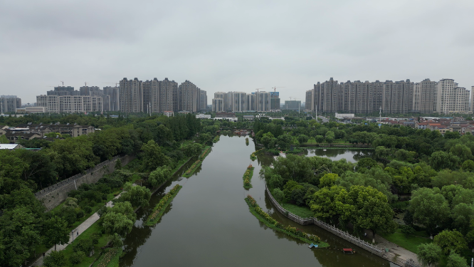 航拍湖北荆州九龙渊公园
