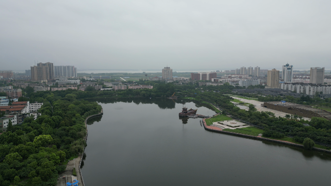 航拍湖北荆州九龙渊公园